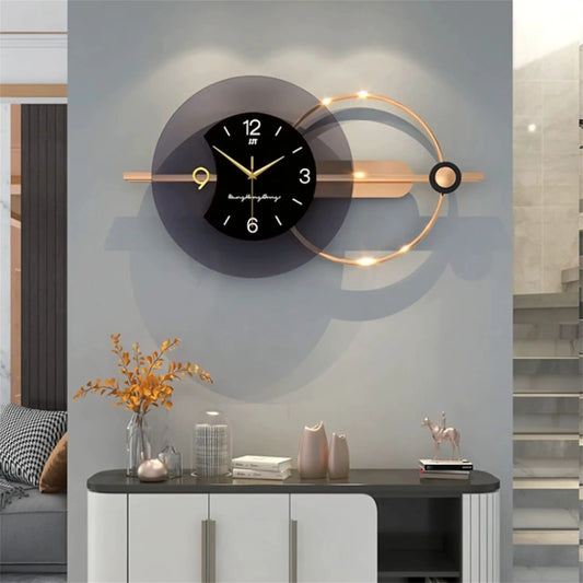 Horloge murale design graphique noir et doré avec cerclage décoratif 80 cm