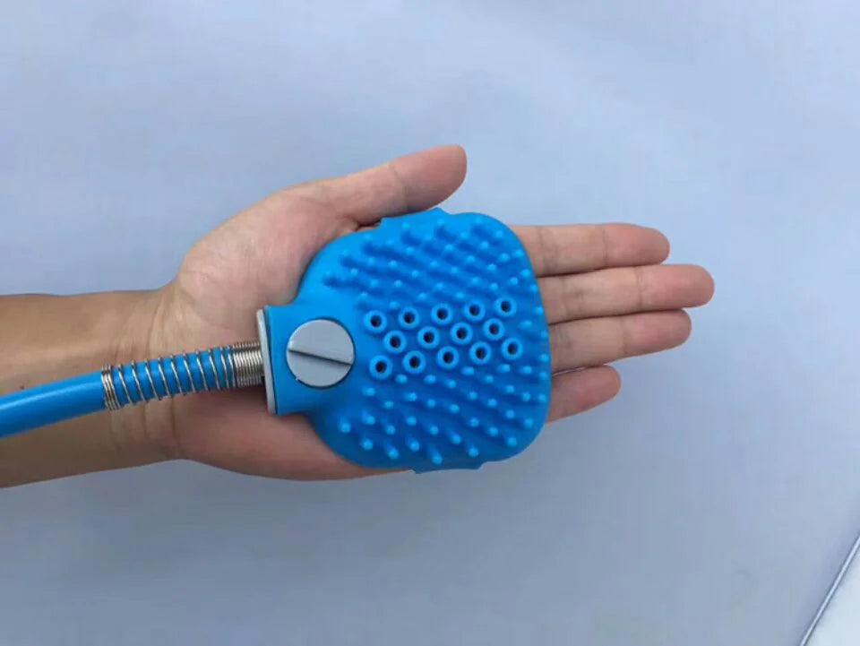 BROSSE DE DOUCHE 2 EN 1 POUR ANIMAUX – LAVAGE, MASSAGE & TOILETTAGE FACILITÉ