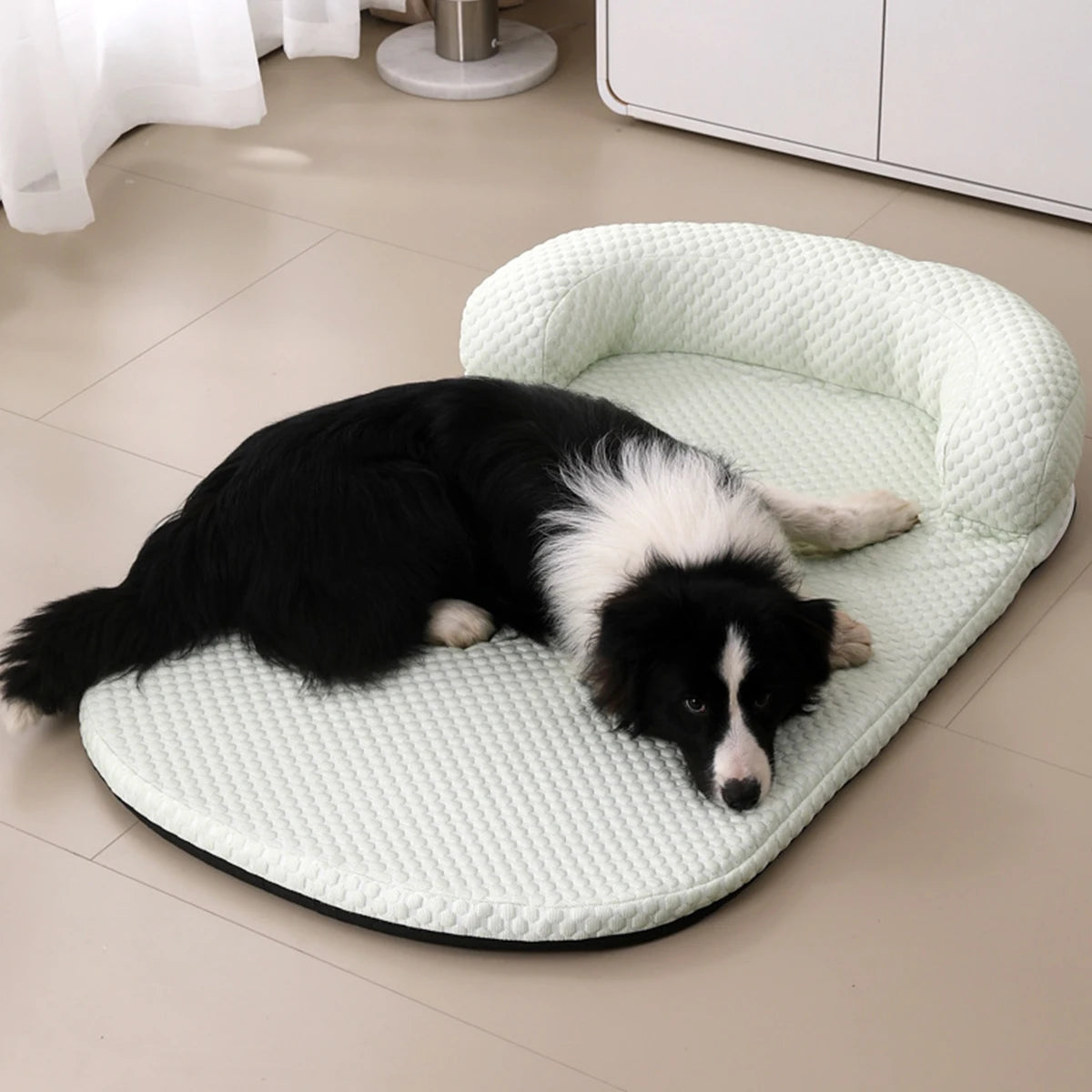 LIT RAFRAÎCHISSANT POUR CHIEN – FRAÎCHEUR, CONFORT & RESPIRABILITÉ