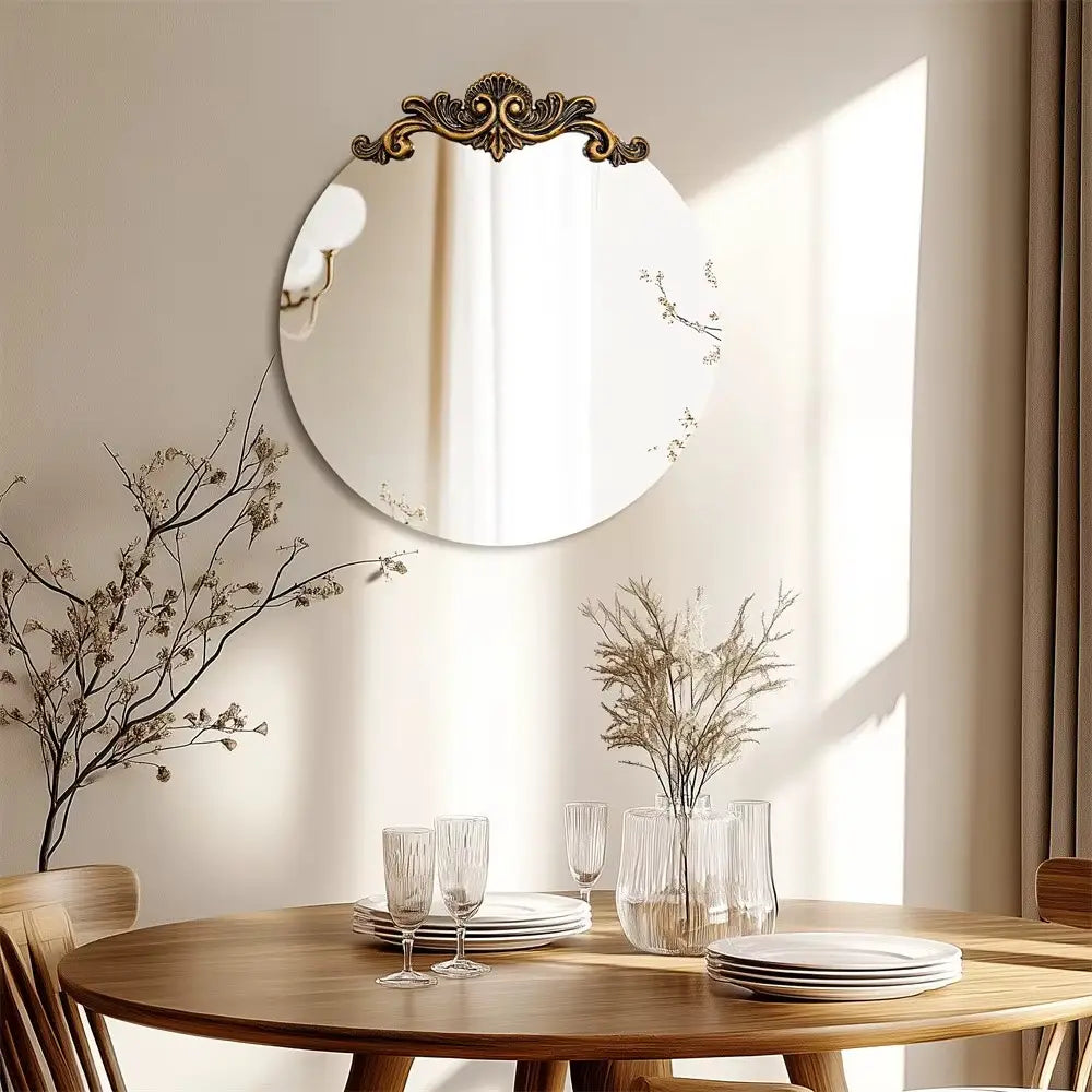 Grand miroir mural rond baroque avec motif en relief