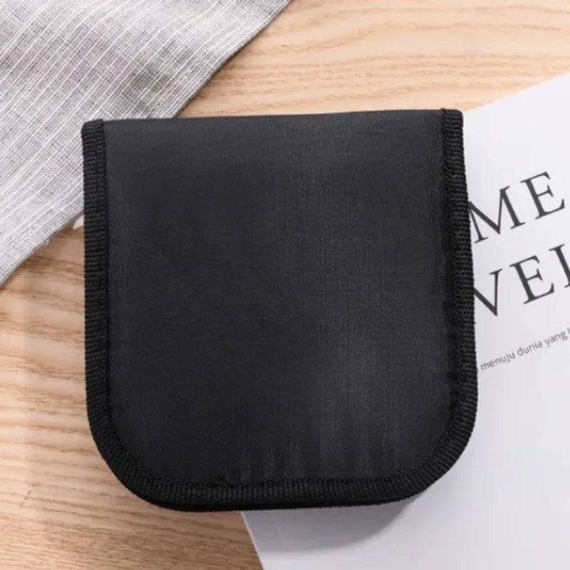 MINI KIT DE COUTURE PORTABLE – TOUT LE NÉCESSAIRE À PORTÉE DE MAIN