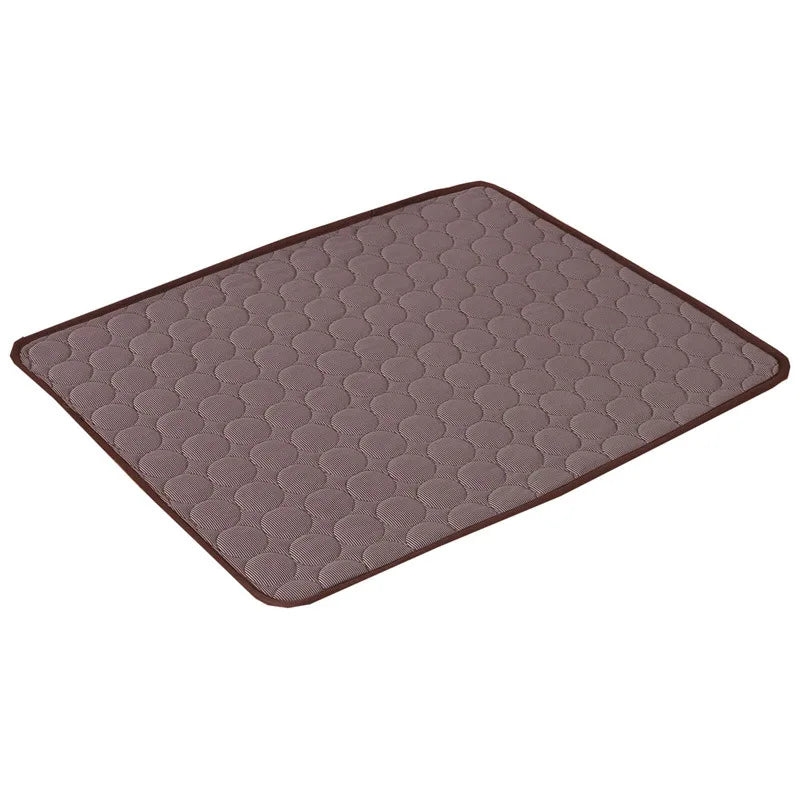TAPIS RAFRAÎCHISSANT POUR CHIEN & CHAT – FRAÎCHEUR INSTANTANÉE EN ÉTÉ