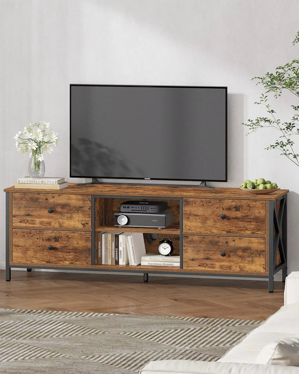 Meuble TV industriel robuste & fonctionnel en bois et métal