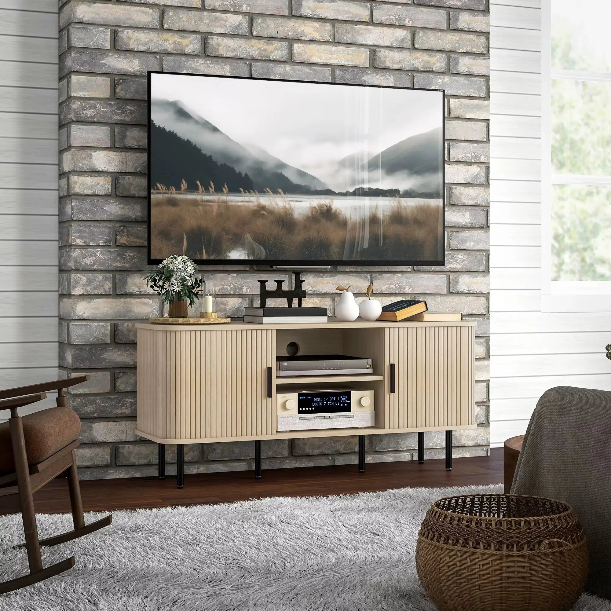 Meuble TV moderne bois et noir avec portes tambour